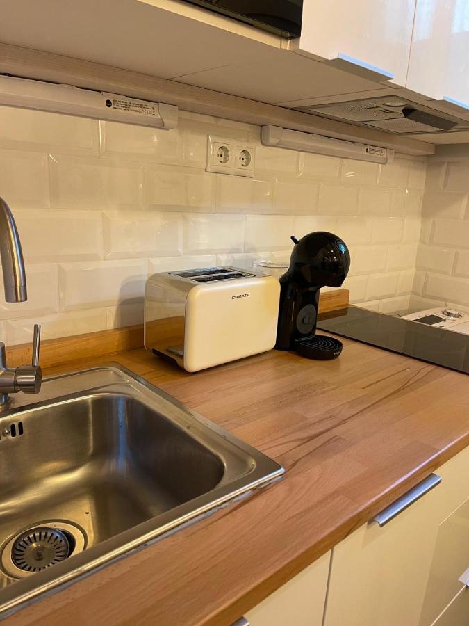 La Curiosa Del Casc Antic Apartment ตาร์ราโกนา ภายนอก รูปภาพ